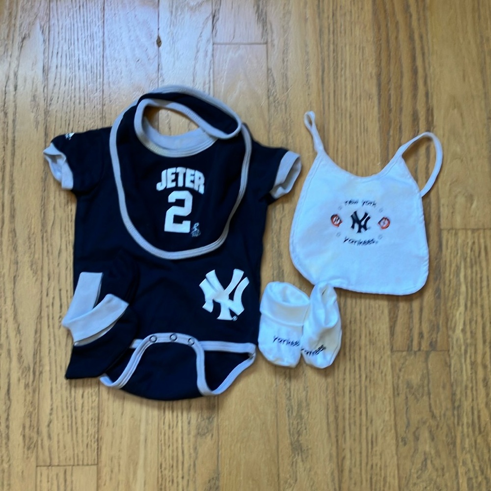 New York Yankees Baby Outfit Set